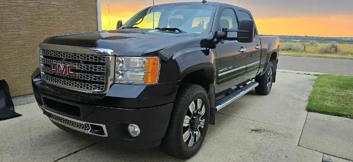 GMC Sierra 2500Hd 2012 photo 2