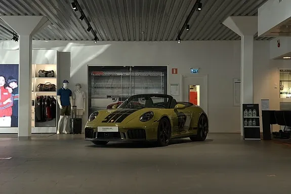 Porsche 911