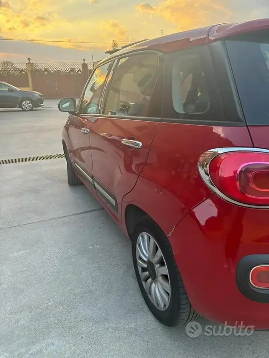 Fiat 500L 2013 photo 4