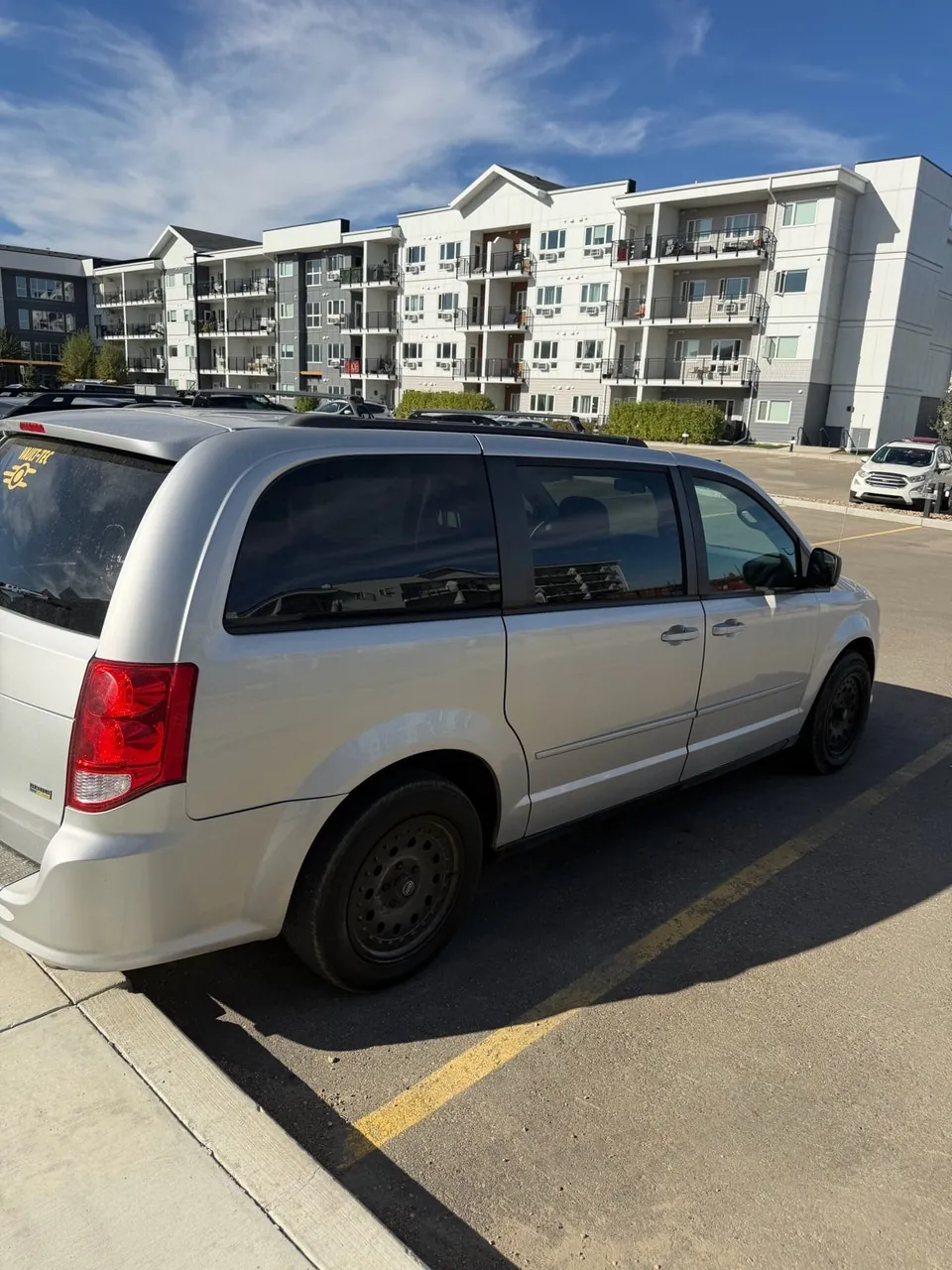 Dodge Caravan 2013 photo 3