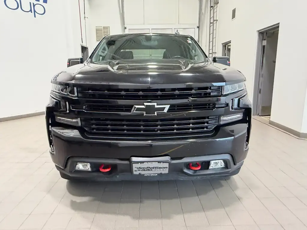 Chevrolet Silverado 1500 2021 photo 2