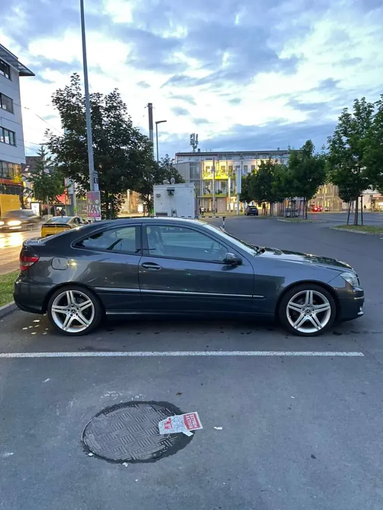 Mercedes-Benz Clc-Klasse 2010 photo 2