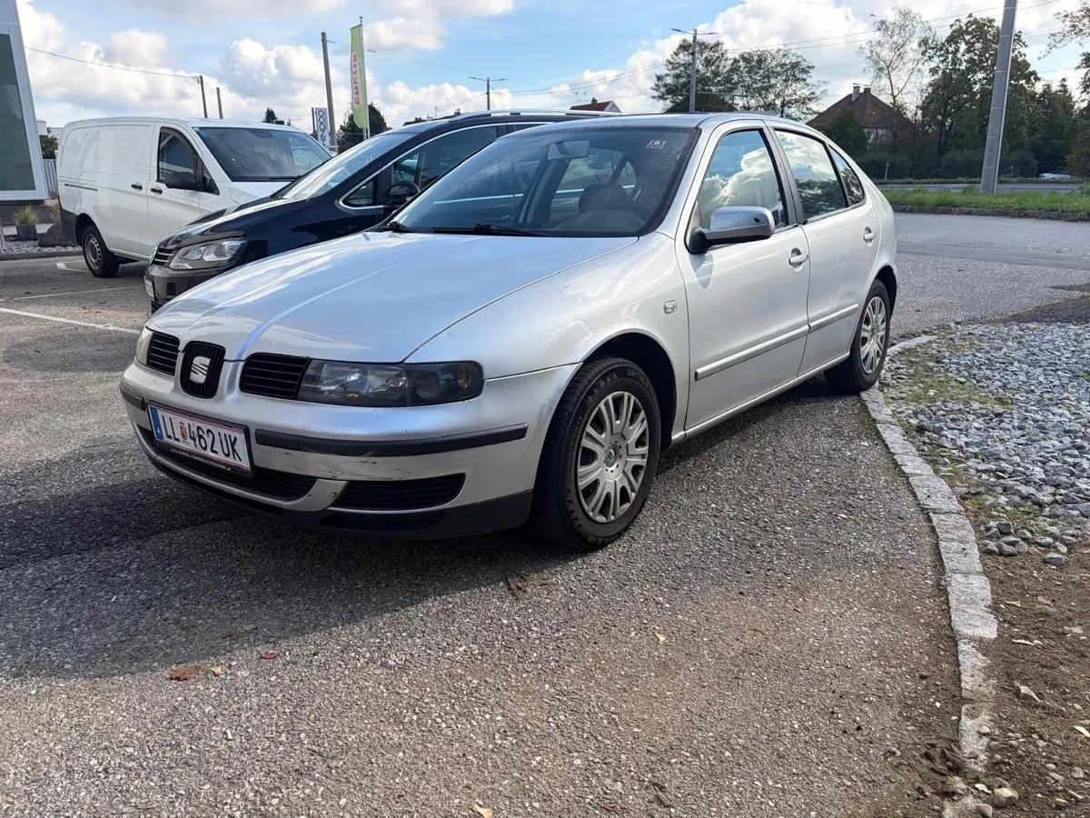 Seat Leon 2001 photo 2