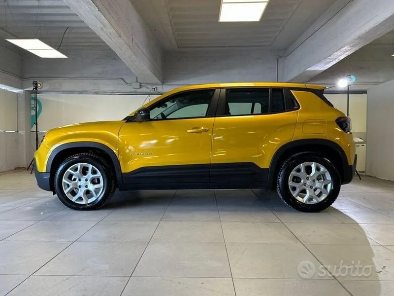 Jeep Avenger 2025 photo 2