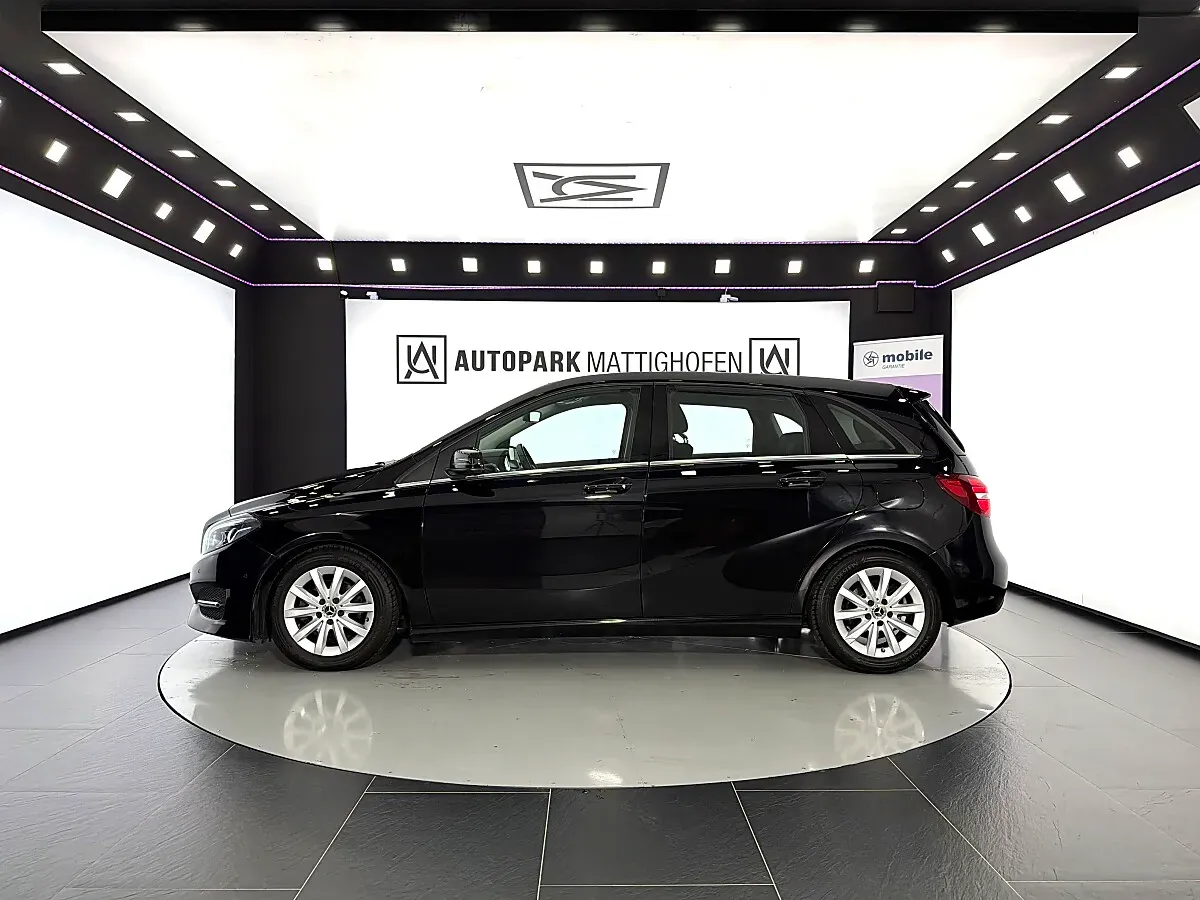 Mercedes-Benz B-Class 2017 photo 3