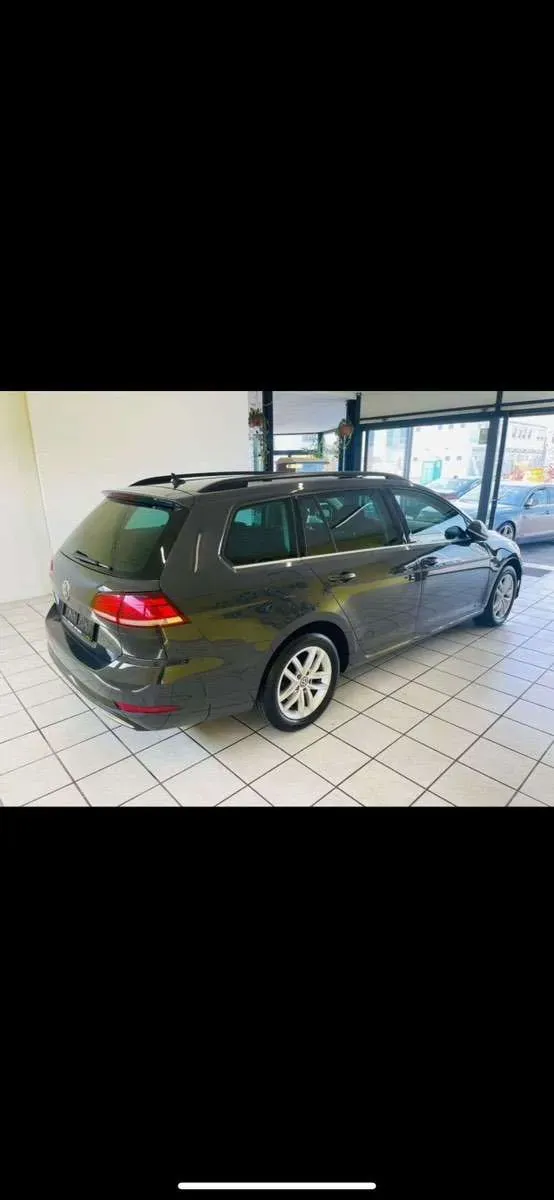 Volkswagen Golf 2018 photo 2