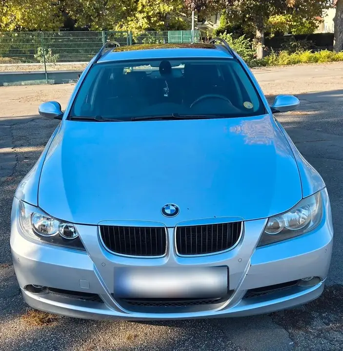 BMW 318D Touring