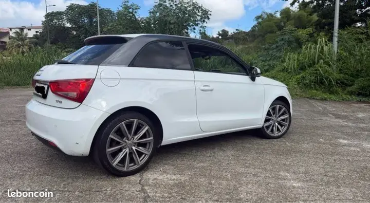 Audi A1 2012 photo 3