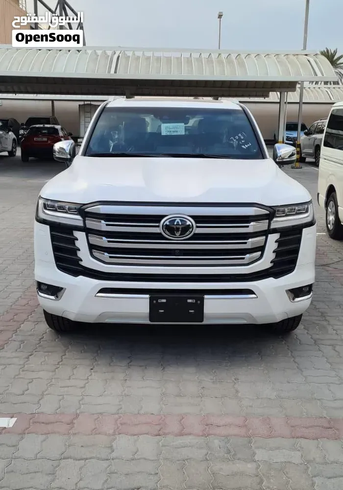 Toyota Land Cruiser Vxr 2024 photo 4