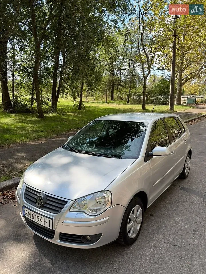 Volkswagen Polo 2008 photo 4