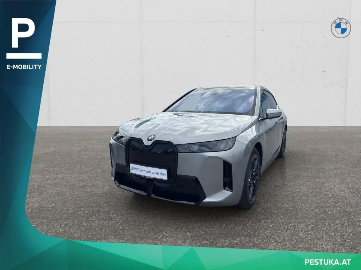 BMW Ix