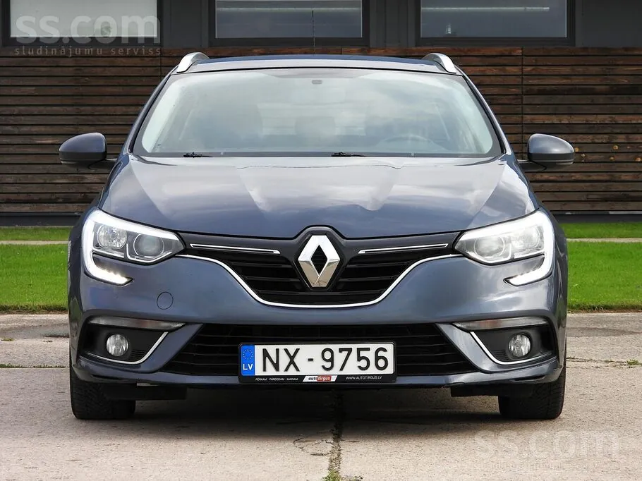 Renault Megane 2018 photo 2
