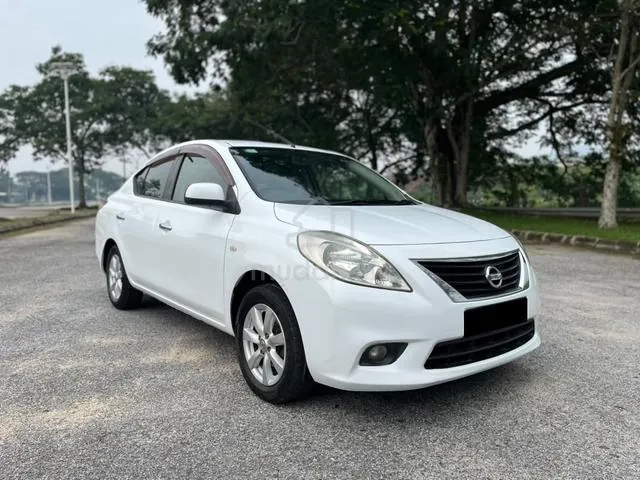 Nissan Almera