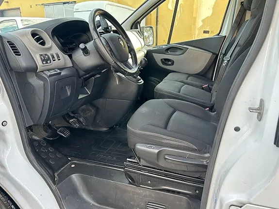 Renault Trafic 2016 photo 3