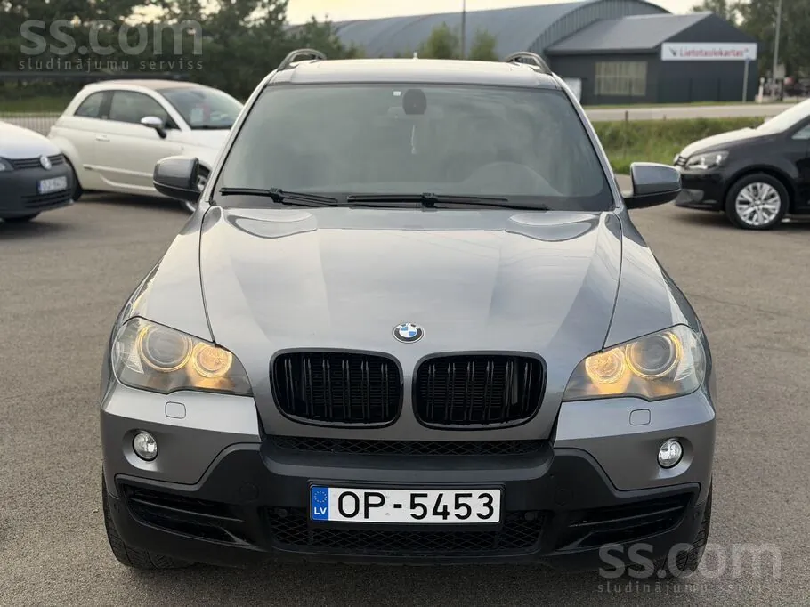 BMW X5 2008 photo 2