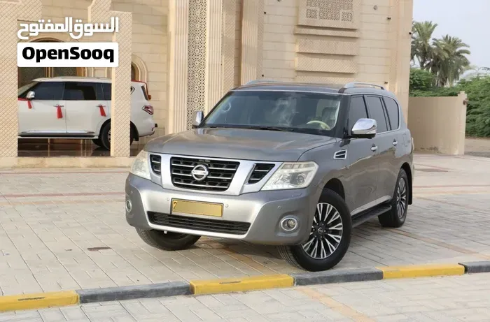 Nissan Patrol 2014 photo 2
