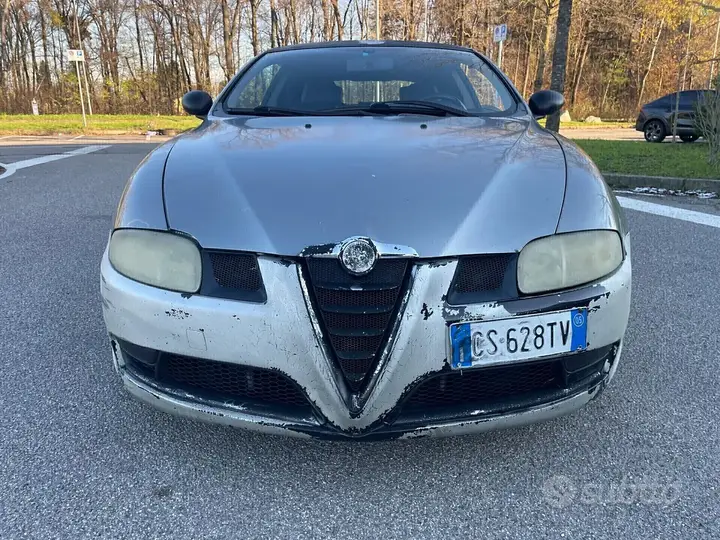Alfa Romeo Gt 2005 photo 3