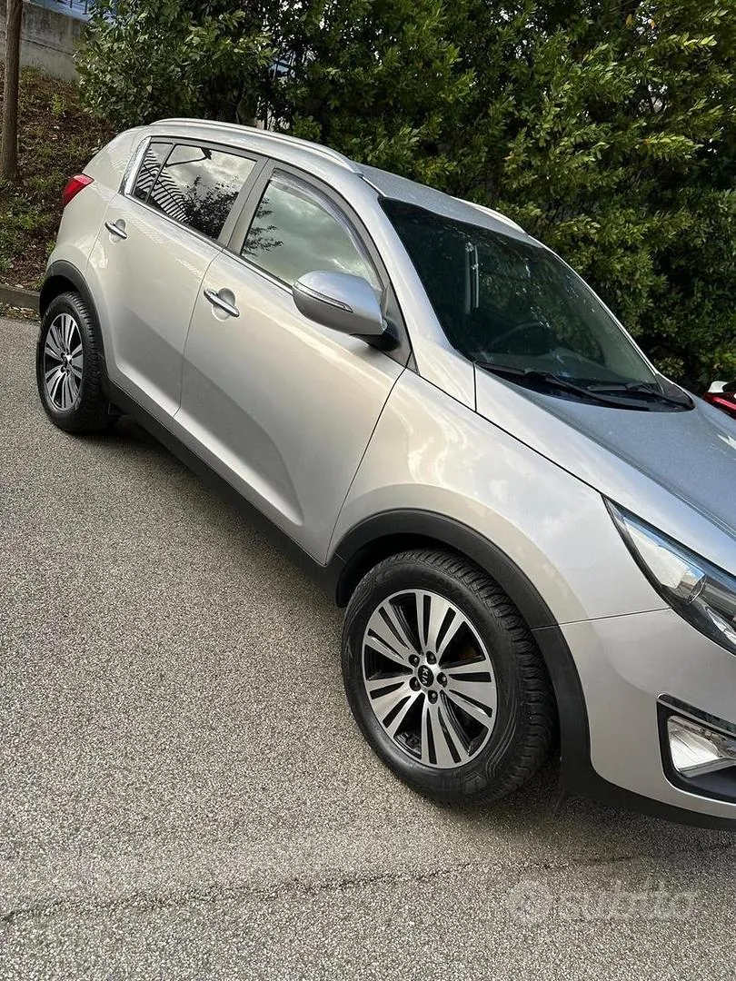 Kia Sportage 2015 photo 2
