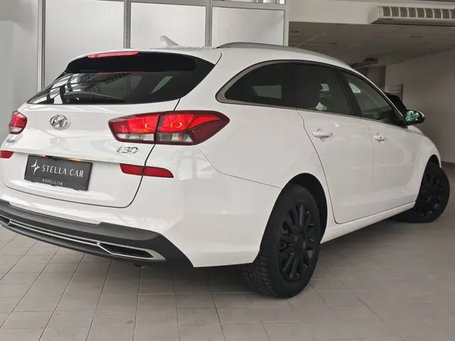 Hyundai I30 2022 photo 3