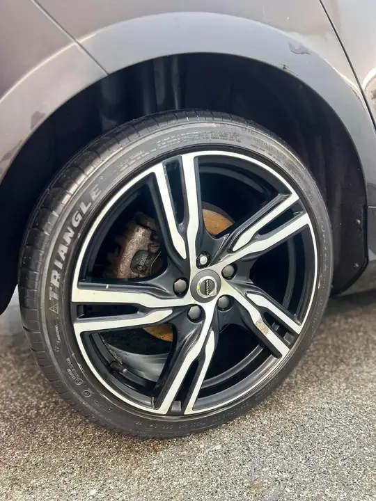 Volvo V40 2018 photo 4