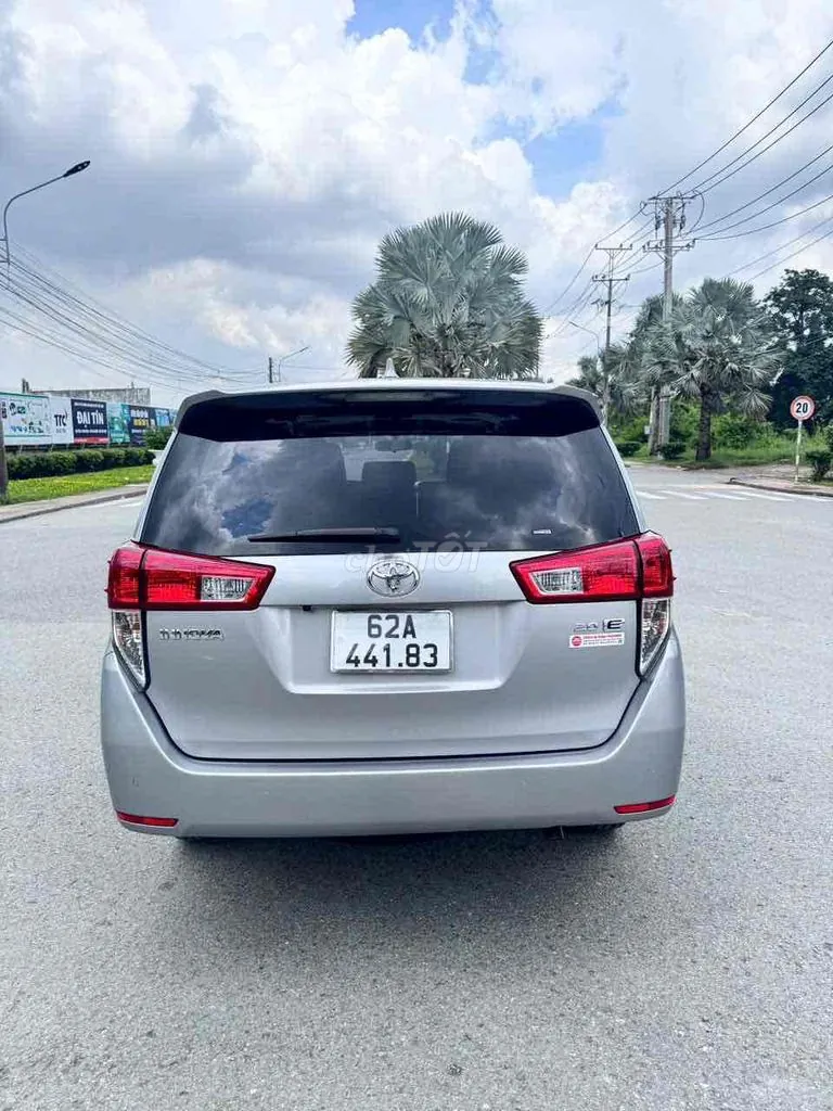 Toyota Innova 2020 photo 3