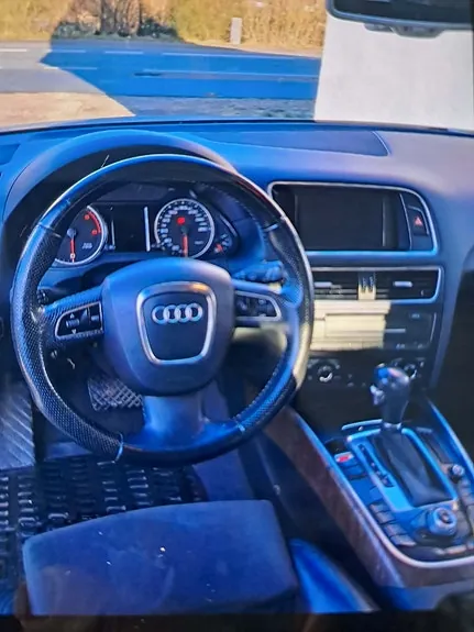 Audi Q5 2012 photo 4