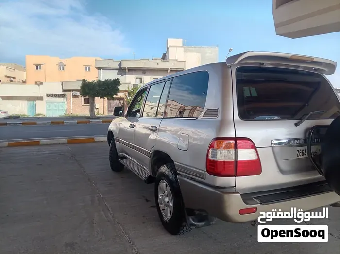 Toyota Land Cruiser Gxr