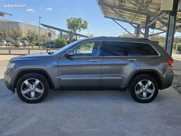 Jeep Grand Cherokee 2012 photo 3