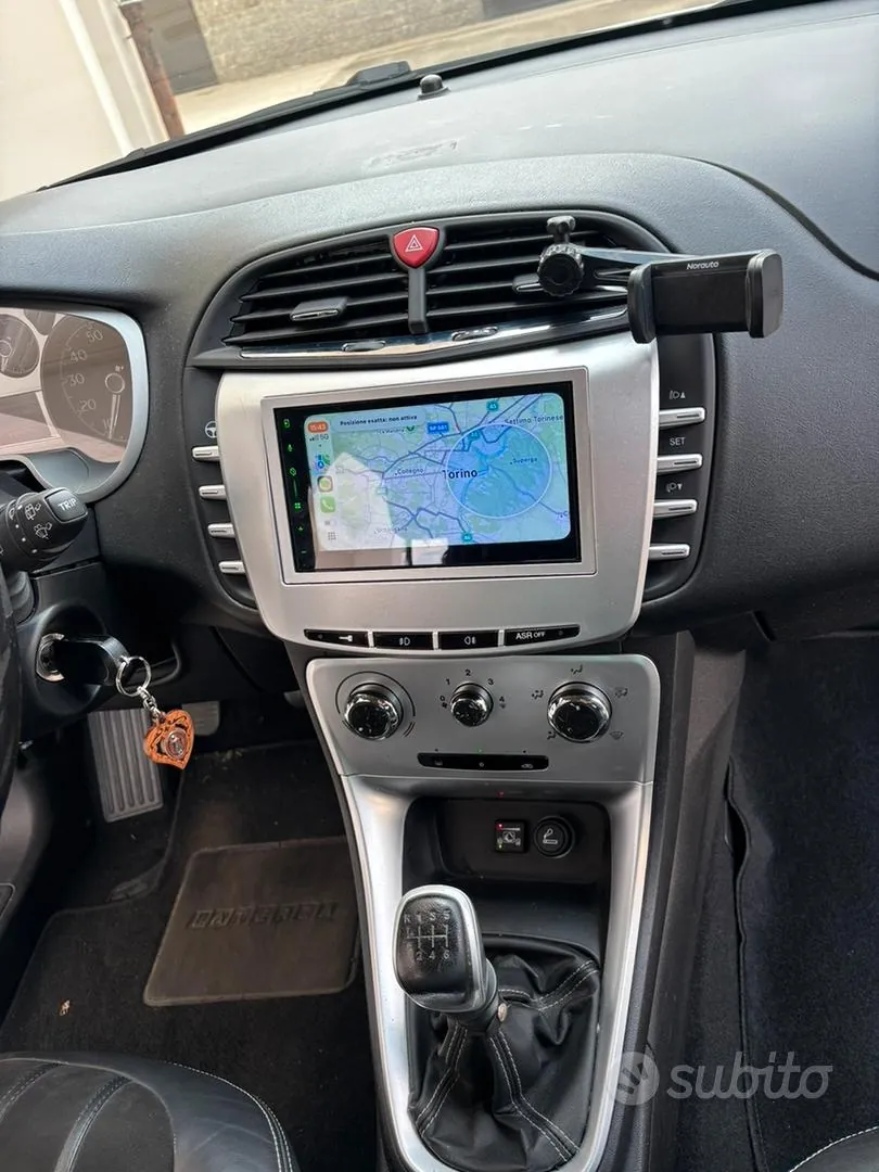Lancia Delta 2008 photo 2