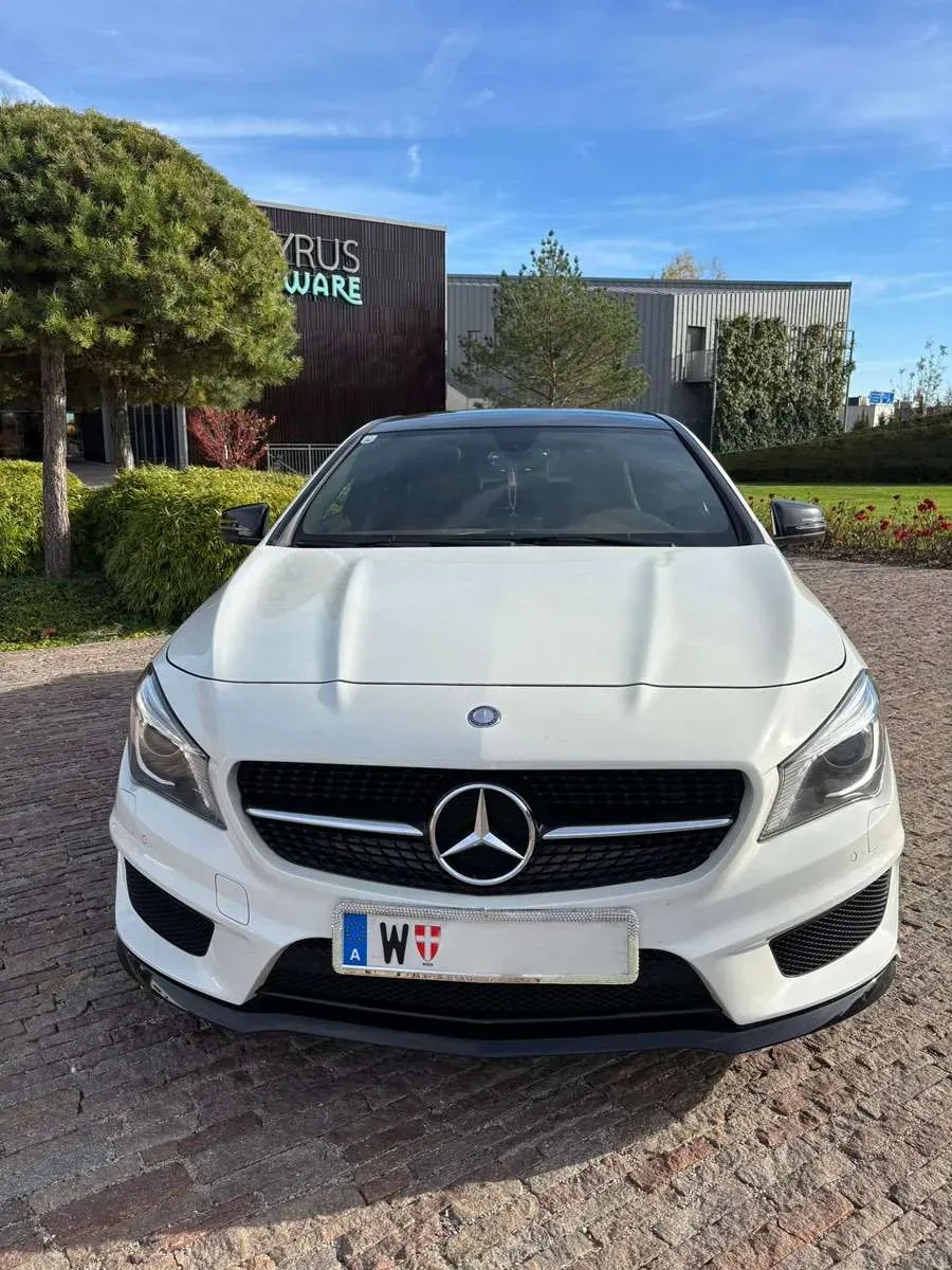 Mercedes-Benz Cla 2013 photo 2