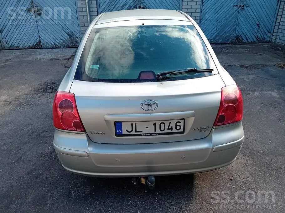 Toyota Avensis 2006 photo 2