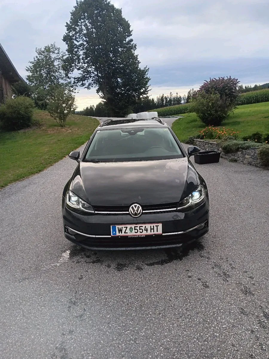 Volkswagen Golf 2019 photo 2