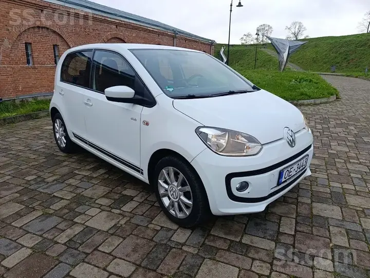 Volkswagen Up