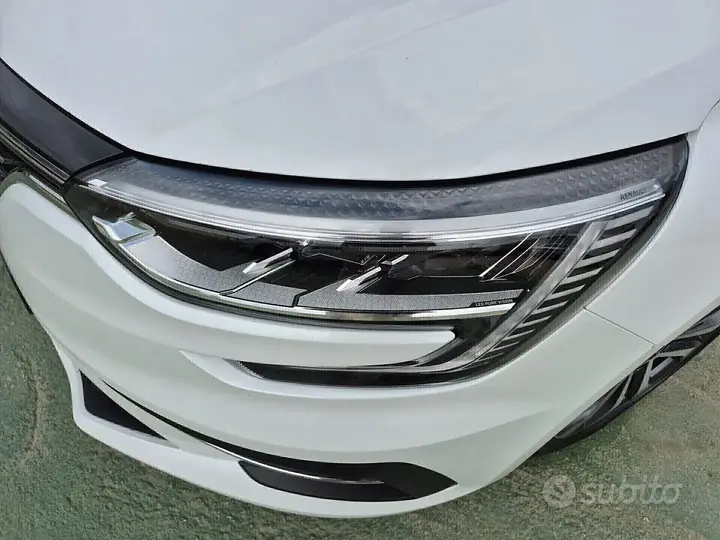 Renault Megane Sporter 2023 photo 5