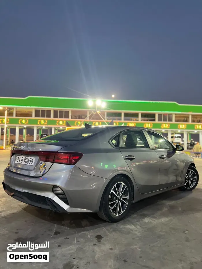 Kia Forte 2023 photo 3