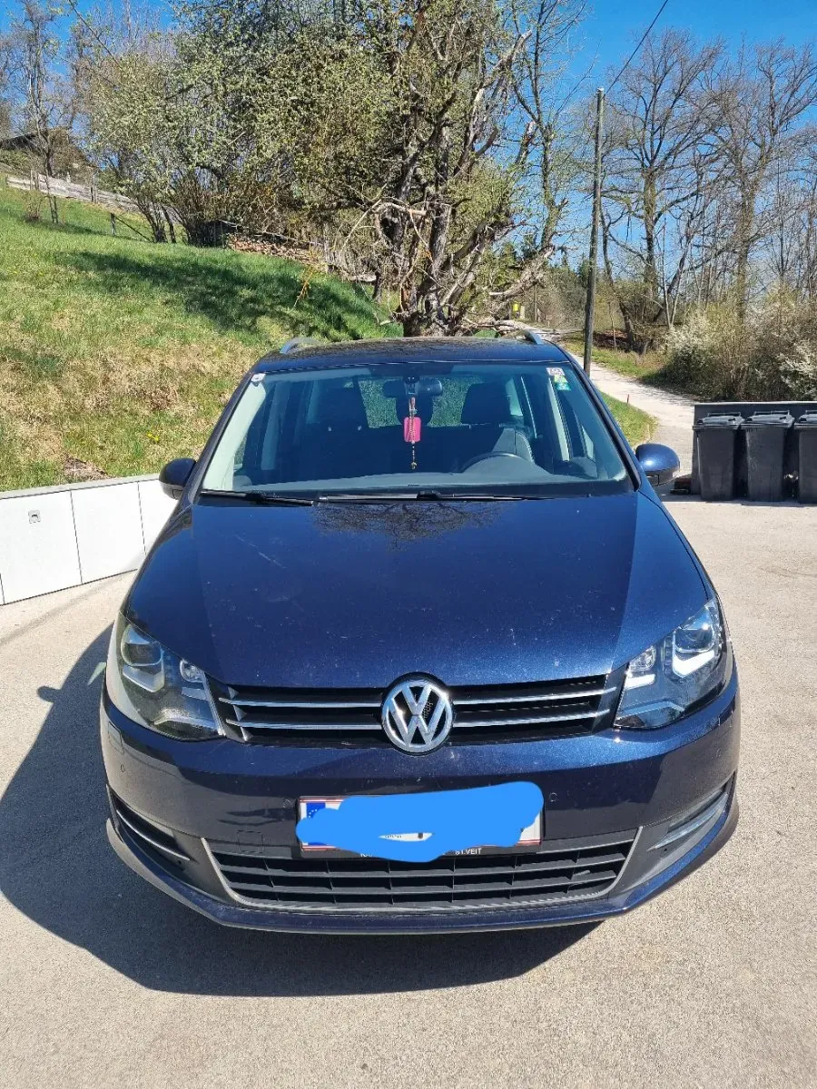 Volkswagen Sharan 2013 photo 2