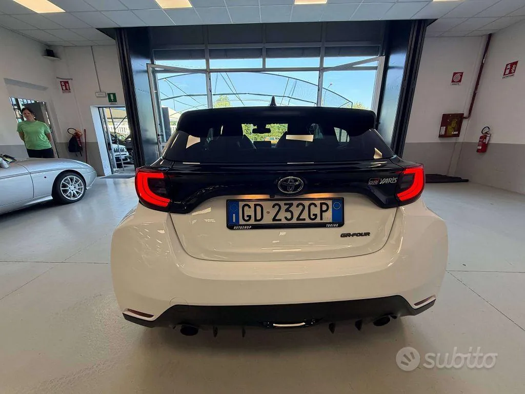 Toyota Yaris 2020 photo 4
