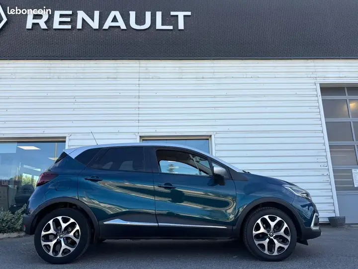 Renault Captur 2019 photo 2