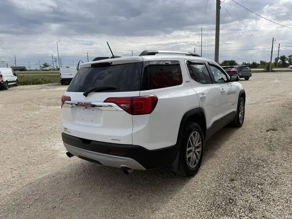 GMC Acadia 2017 photo 4