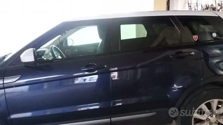 Land Rover Range Rover Evoque 2015 photo 3