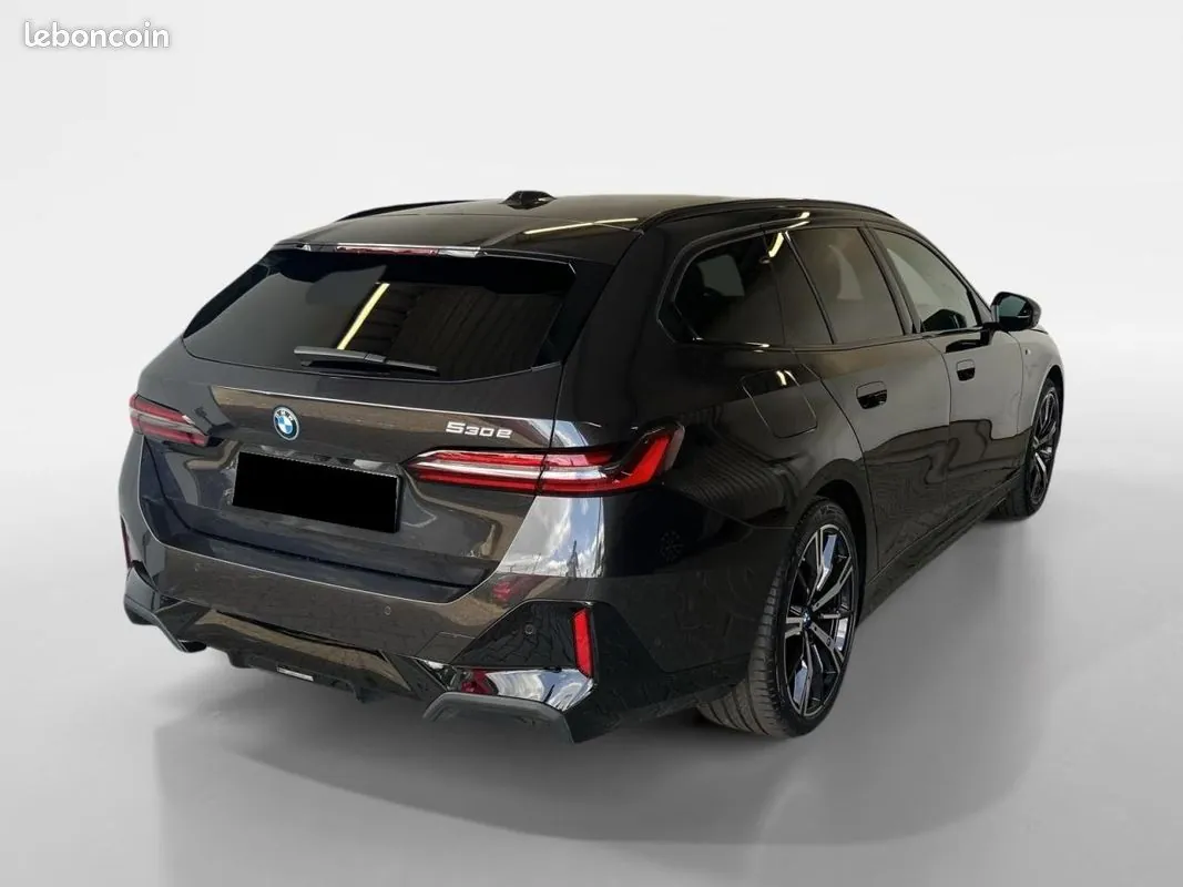 BMW Série 5 2025 photo 5