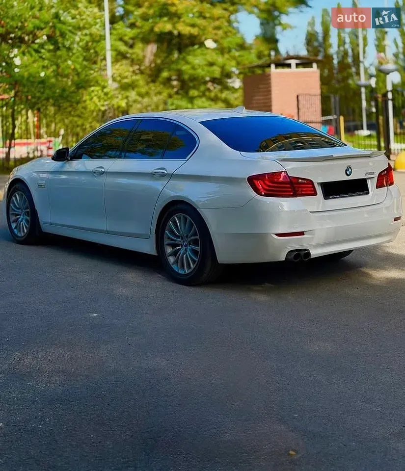 BMW 5 Series 2014 photo 3