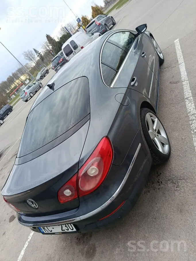 Volkswagen Passat Cc 2010 photo 2