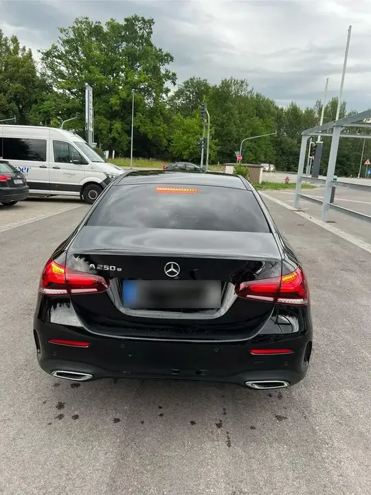 Mercedes-Benz A 250