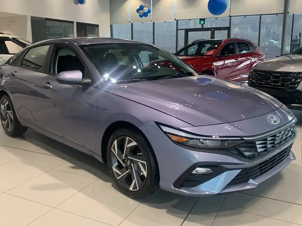 Hyundai Elantra 2026 photo 2