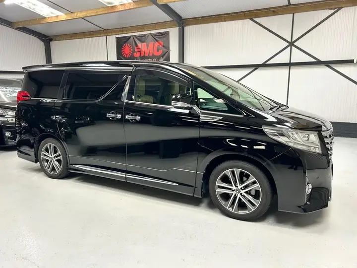 Toyota Alphard 2015 photo 4
