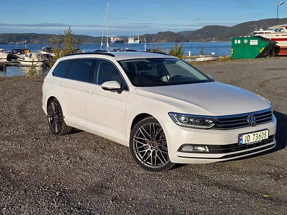 Volkswagen Passat 2015 photo 2