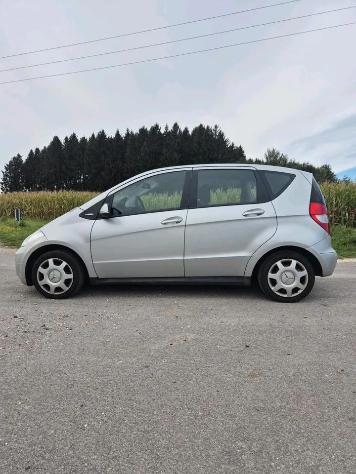 Mercedes-Benz A160