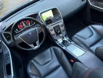 Volvo Xc60 2016 photo 2