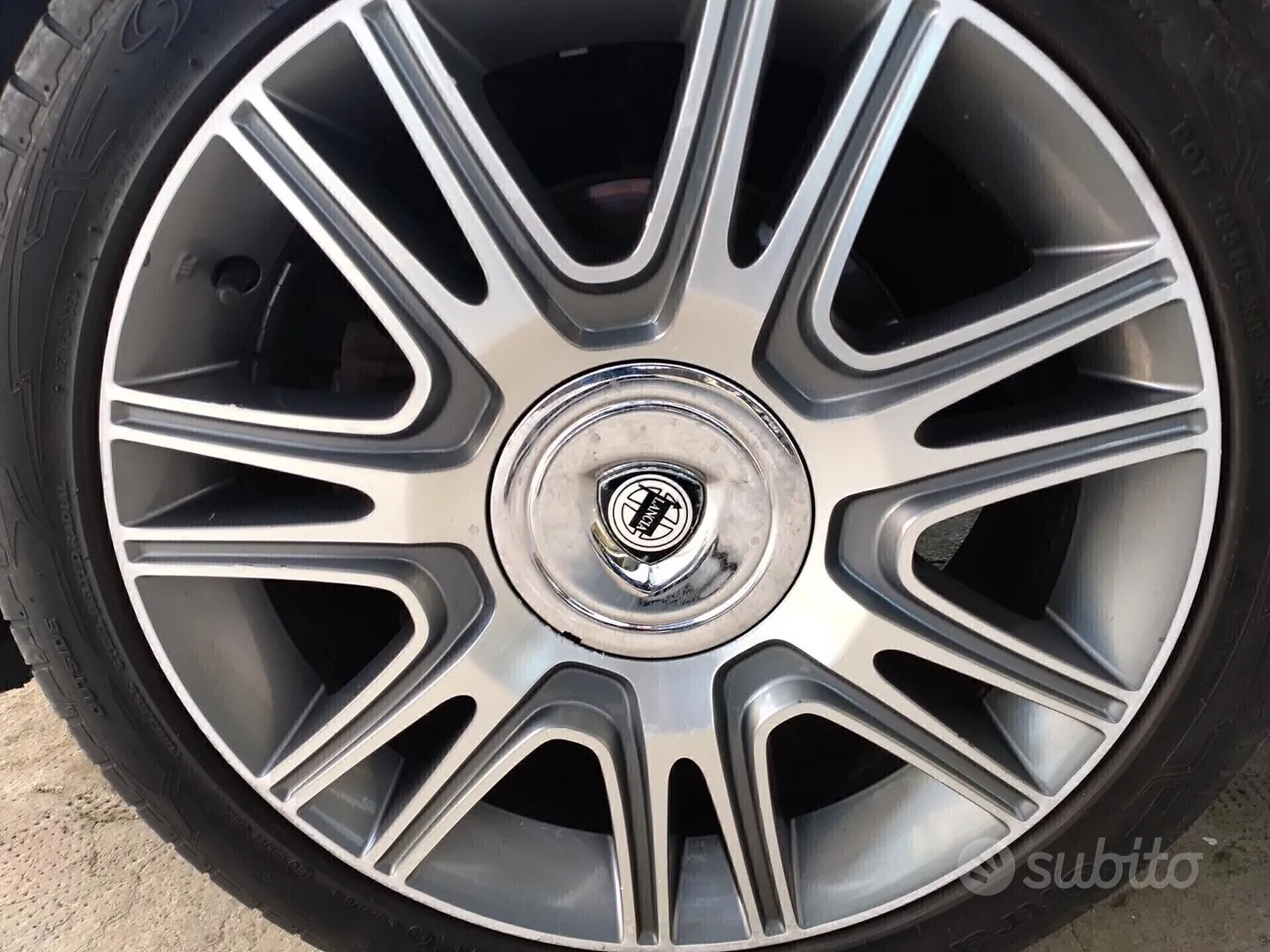 Lancia Delta 2011 photo 2